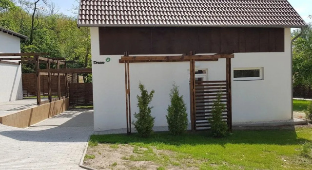 Kenese-Völgye Villahotel, Rezervovat Vila Balatonkenese 