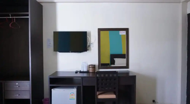 Трёхместный номер Standard Puangpech Place