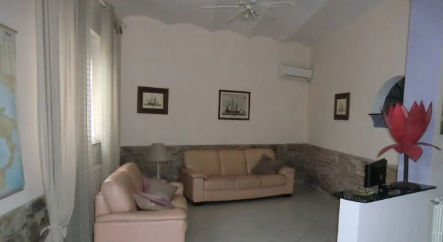 villetta con giardino a Viareggio