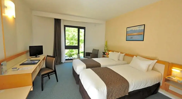 Одноместный номер Standard с балконом Brit Hotel du Lac
