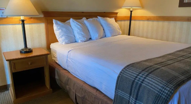 Номер Economy Cousins Country Inn