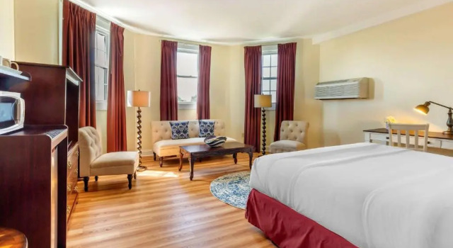 Номер Standard The Carriage House Inn Newport