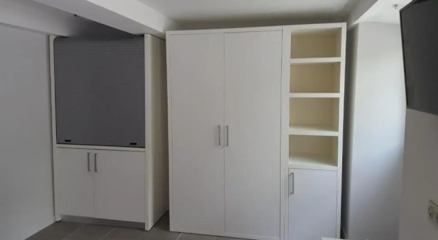Четырёхместный номер Standard Цокольный этаж Hotel Flots dAzur Promenade des Anglais