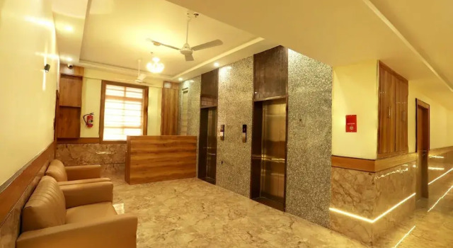 Hotel BKC Minerva, Забронировать Отель Отели штата Махараштры 3 звезды, 3*