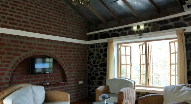 Люкс c 1 комнатой с балконом и с красивым видом из окна Zacs Valley Resort & Wellness Retreat Kodaikanal