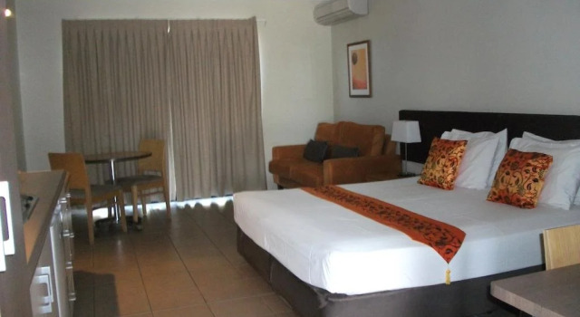Spinifex Motel & Serviced Apartments