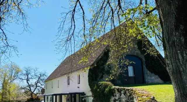 Domaine de Montanty, Book Hotel Hoteller i Lot med parkering, Parkering