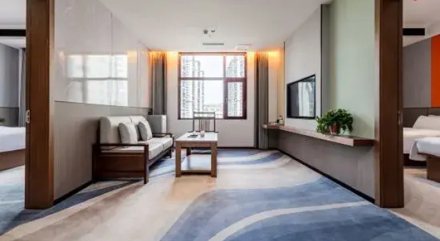 Люкс Executive Chuxiong Lanchen Hotel