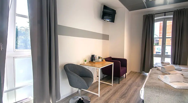 Трёхместный семейный номер Standard Check In Hotel