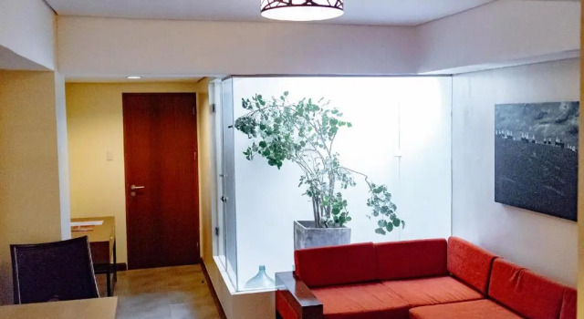 Двухместный полулюкс Crown Regency Beach Resort