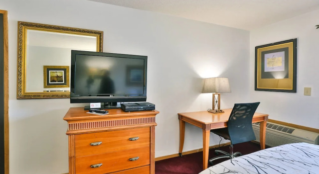 Номер Deluxe Amerivu Inn And Suites New Richmond