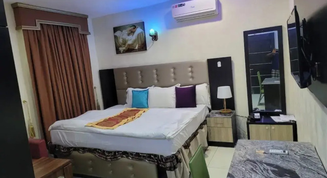 Save Haven Hotels, Book Hotel Hotels in Ogun with Parking, Parking