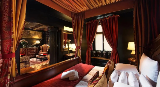 Люкс Royal Kanonicza 22