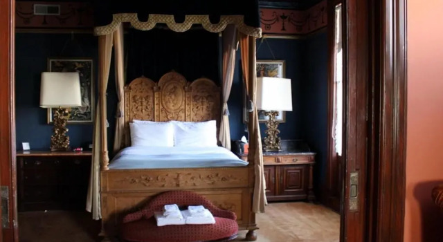Номер Deluxe Chateau Tivoli B&B