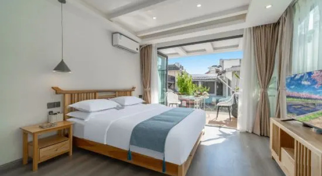 Люкс Shitouji Street Corner Coffee Homestay (Lijiang Gucheng Dashuiche)