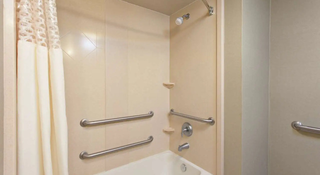Номер Standard Hampton Inn and Suites Merced