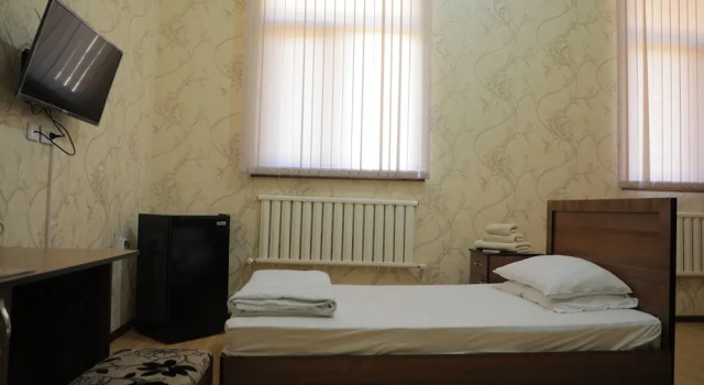Hotel Aziya-Nukus, Забронировать Отель Отели Нукуса с парковкой, Парковка