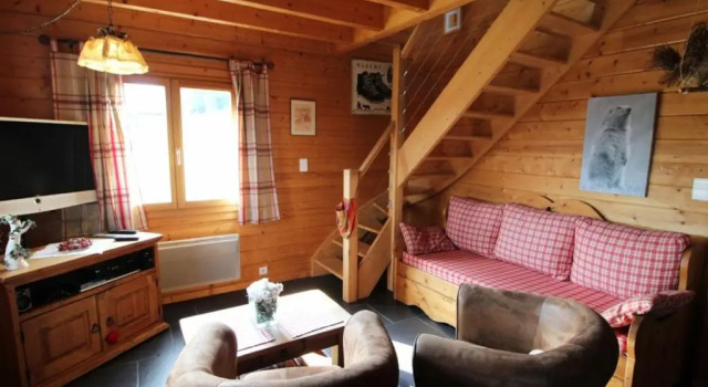 Chalet tout confort avec terrasse et poêle, animaux acceptés - FR-1-589-233, Забронировать Шале Отели Вогезы с парковкой, Парковка
