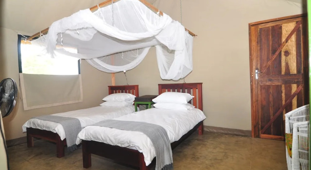 Rafiki Safari Camp, Prenota Hotel Kambona Malawi