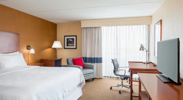 Двухместный номер Standard Four Points by Sheraton Chicago OHare