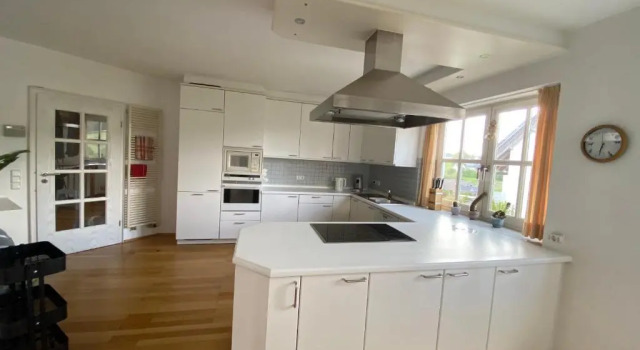 Villa Vahl Luxe groepsvilla, 16 personen, tuin met BBQ en sauna, open haard, perfect voor families & retreats, Забронировать Вилла Шмалленберг Северный Рейн-Вестфалия