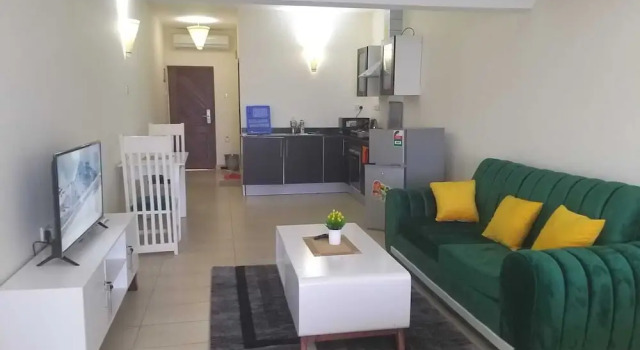 Lux Suites Golden Sun Studio Apartments, Rezervasyon Daire Diani Beach 