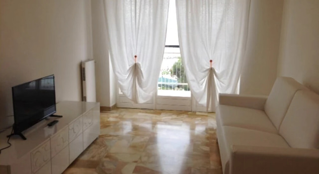 Appartamenti Vittoria Grattacielo, Buchen Sie Hotel Taggia Blumenriviera