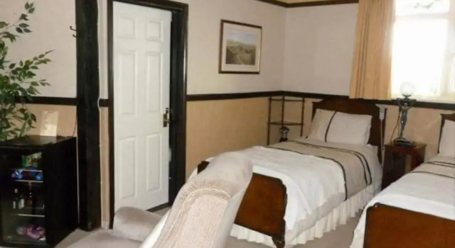 School Lodge Country Guesthouse, Prenota Hotel Halvergate Inghilterra