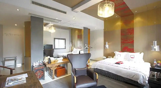Номер Executive China Community Art Habitat Hotel