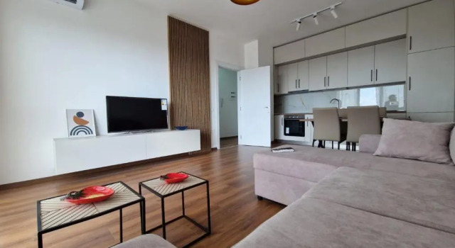 Апартаменты Red & White Palace Apartment