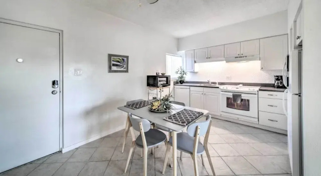 Апартаменты Modern City Condo Close to Downtown Phoenix!