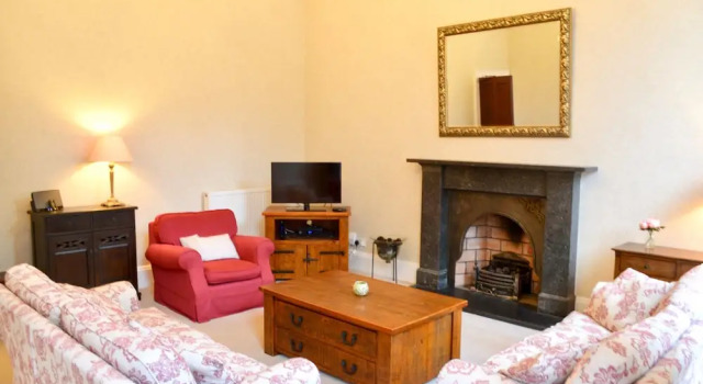Georgian Flat In The West End
