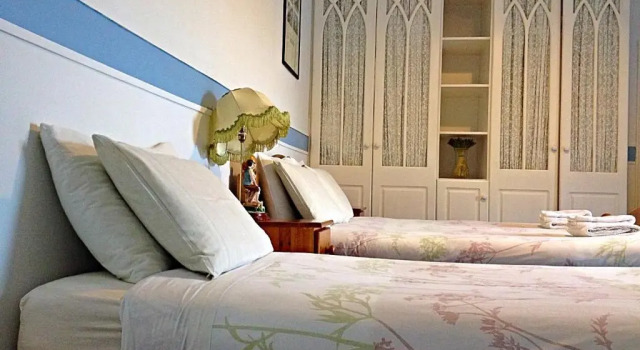 Четырёхместный номер Standard Cashel Town B&B
