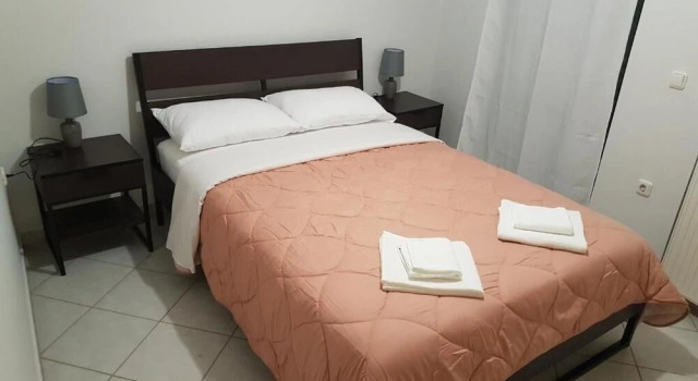 M1 George Apartment by the Airport, Забронировать Апартаменты/квартира Маркопулон Месойеас 
