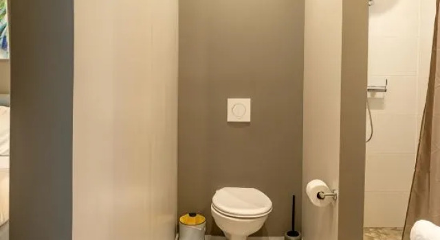 Люкс Отель Talk of the Town Inn & Suites