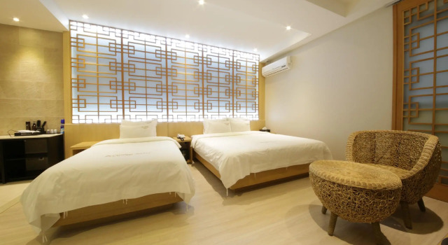 Номер Economy Almond Hotel Busan Station