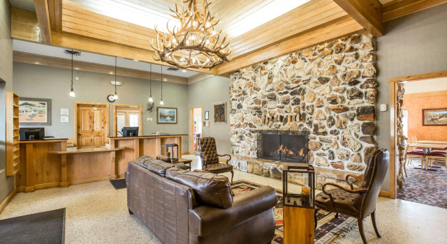 Quality Inn Rock Springs - Green River, Забронировать Отель Рок-Спрингс Flaming Gorge, рядом с Торговая палата города Рок-Спрингс