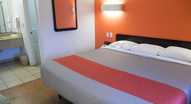 Двухместный номер Standard Motel 6-Clute, TX