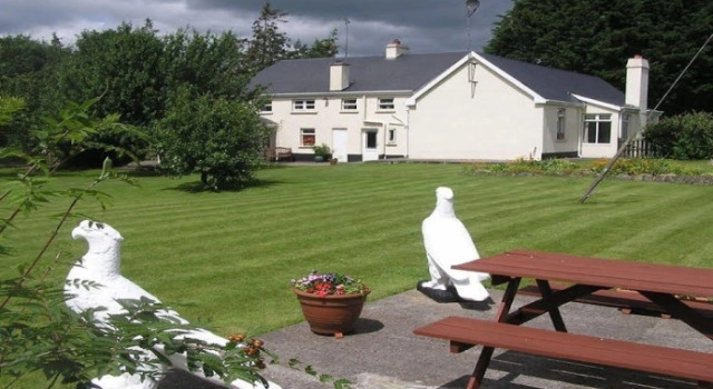 Rowan Tree House, Book Hotel Tulsk Roscommon