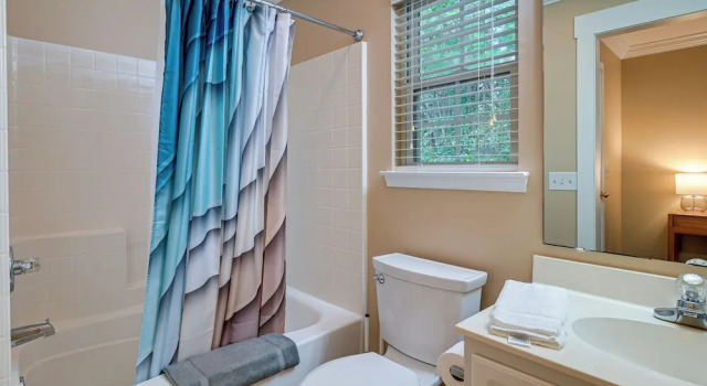 Апартаменты Highend Pawleys Island Condo w/ Porch & Pools!