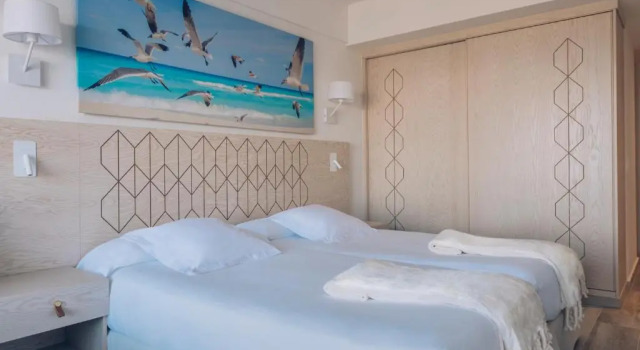 Двухместный номер Standard Iberostar Waves Royal Andalus