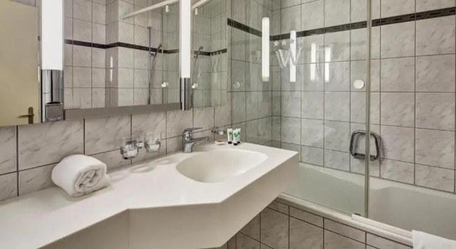 Одноместный номер Standard с балконом Seehotel Winkelried