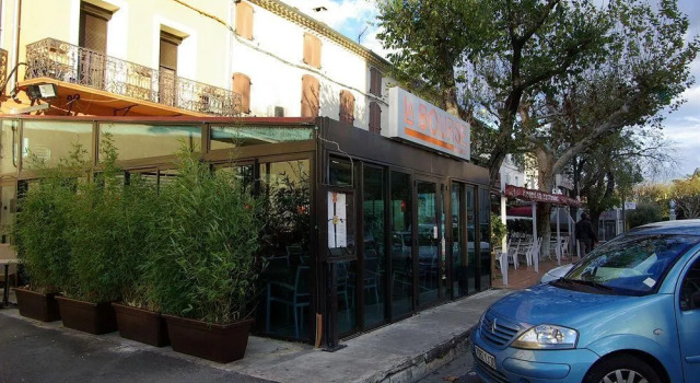 BHB Art Hôtel, Rezervovat Hotel Hotely v Bagnols-sur-Ceze s parkováním, Parkování