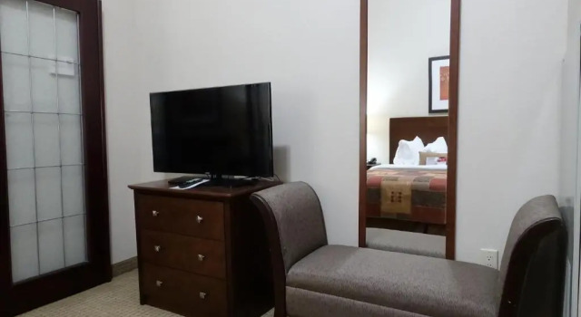 Номер Superior Ramada by Wyndham Weyburn