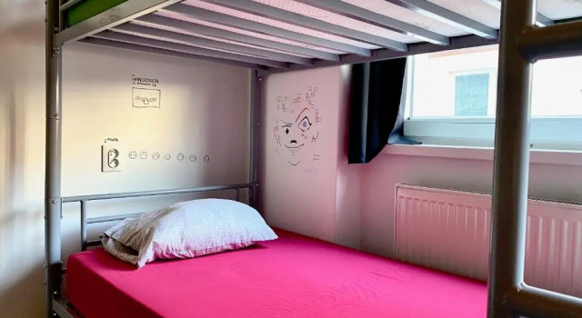 Кровать в общем номере Urban Elephants Hostel