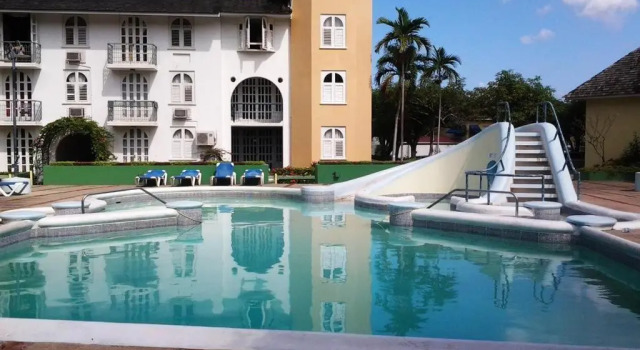 Studio 27, Rezervovat Apartmán Hotely v Ocho Rios Coast s bazénem, Bazén