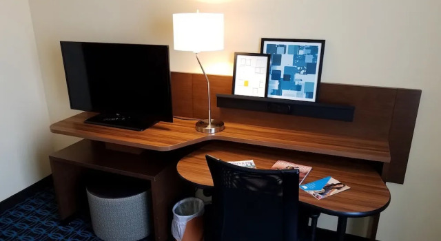 Четырёхместный номер Standard Fairfield Inn & Suites by Marriott Lincoln Southeast