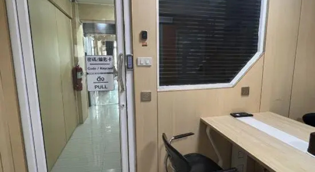 Golden mango home Youth hostel 金芒果之家青年旅舍, Забронировать Хостел Бангкок провинция Бангкок, рядом с Посольство Республики Корея