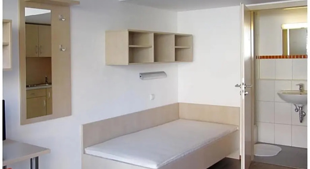 Апартаменты Orange Hotel und Apartments