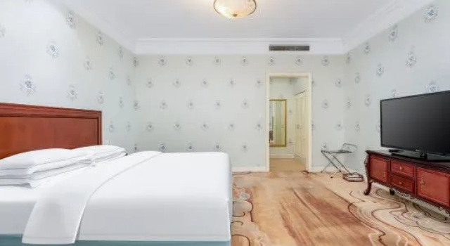 Люкс с красивым видом из окна Mei Li Hua Hotel